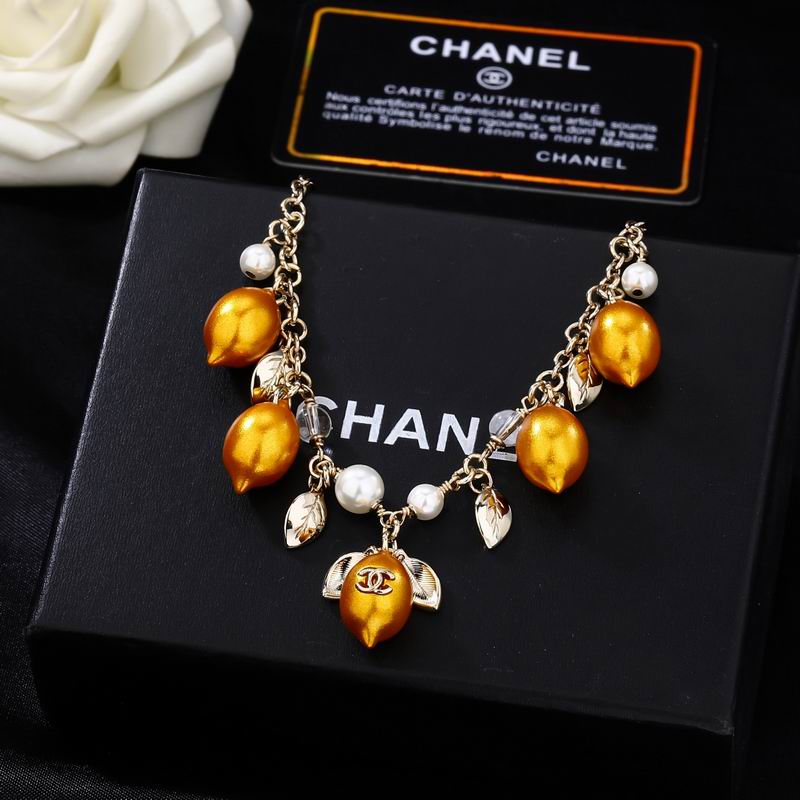 Chanel Necklace 04yxs422